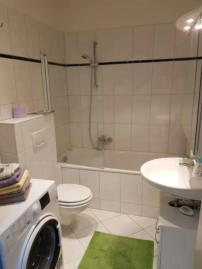 Your Sunny Away From Apartment Wien